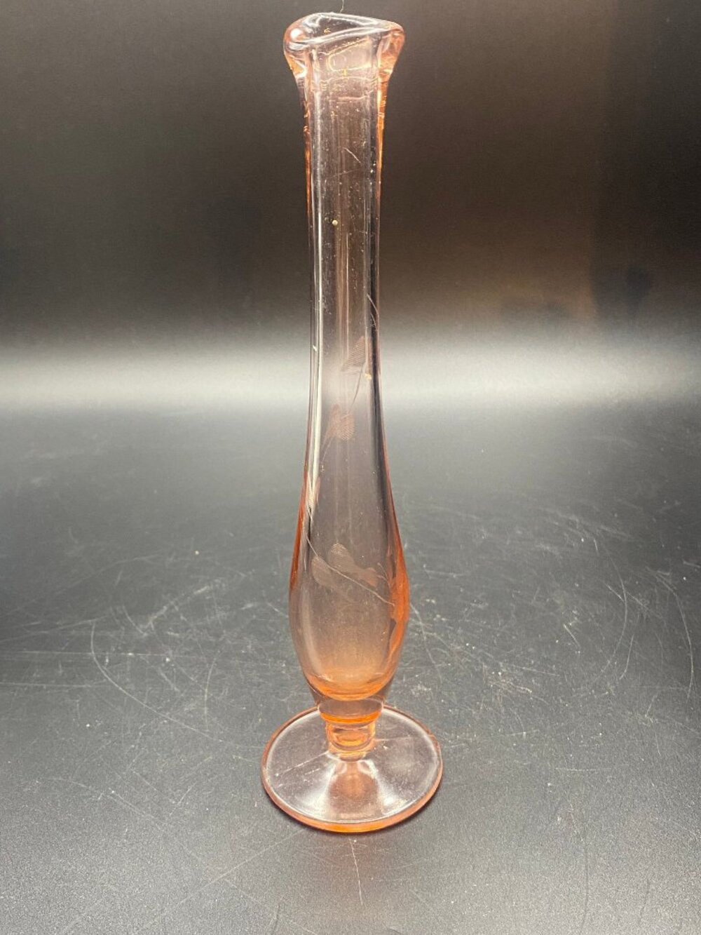 Etched Leaf Pink Swung Vase